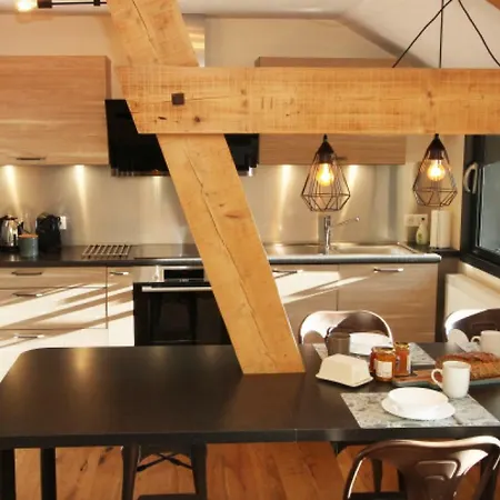 Le Grenier Du 11 * ג'רארדמר