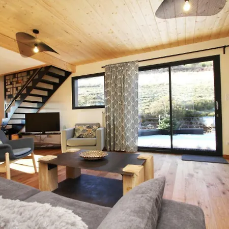 דירה Le Grenier Du 11